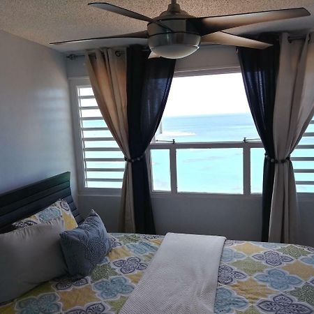 Breezy Beachfront Property With View Of Paradise Luquillo Eksteriør bilde