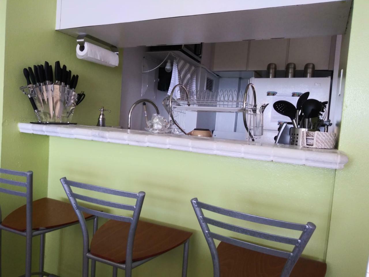 Breezy Beachfront Property With View Of Paradise Luquillo Eksteriør bilde
